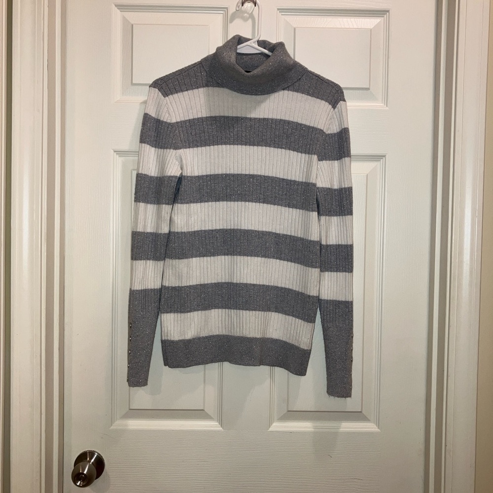 Talbots Gray & White Metallic Stripe Ribbed Turtleneck Sweater Size Small Winter